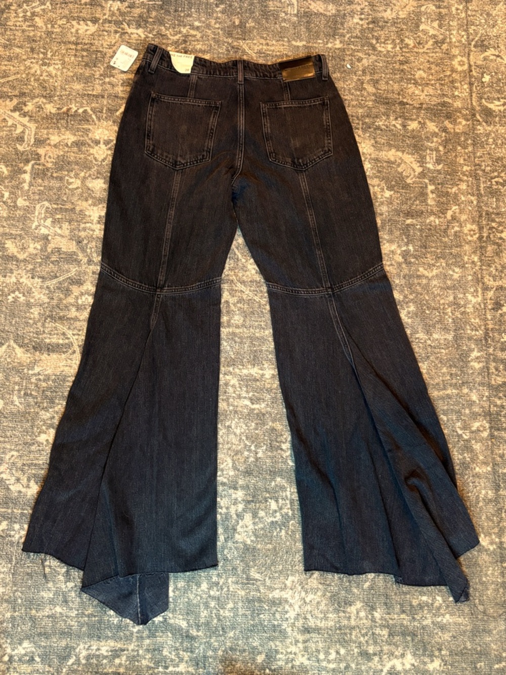 Free People - Women’s Flare Wide-Leg Jeans - Picture 2 of 7